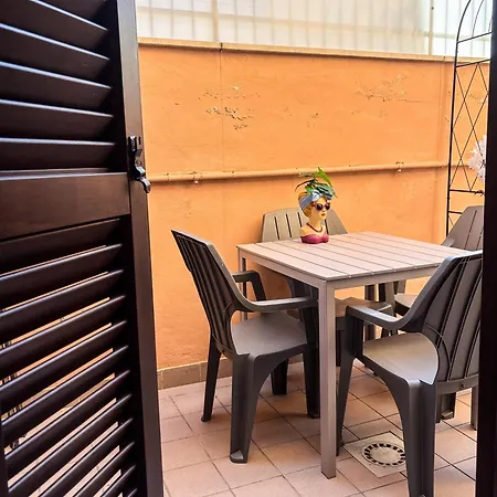 -centro- 700m Dal Mare Wifi Ac Parcheggio